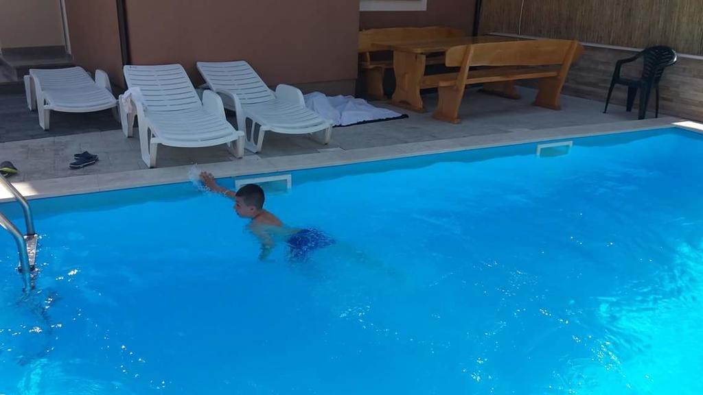 וודיצה Apartments Hrvoje מראה חיצוני תמונה