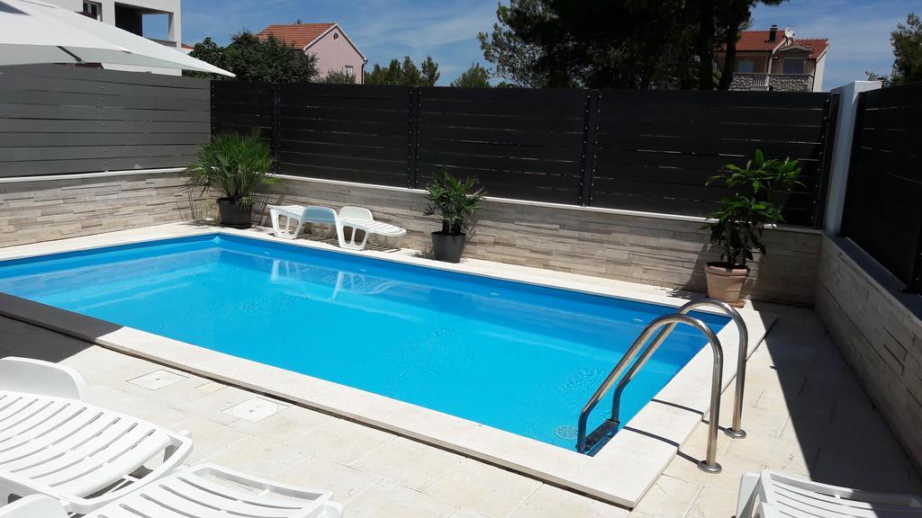 וודיצה Apartments Hrvoje מראה חיצוני תמונה